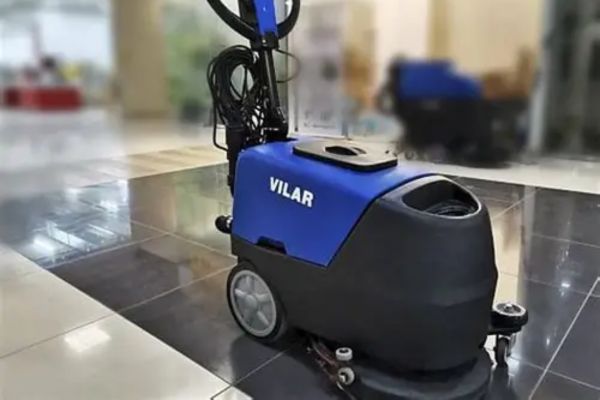 Tìm hiểu các loại bình ắc quy trong máy lau sàn công nghiệp